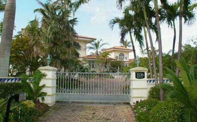 Greg Mirmelli’s vacation rental property at 2120 Bay Avenue in Miami Beach