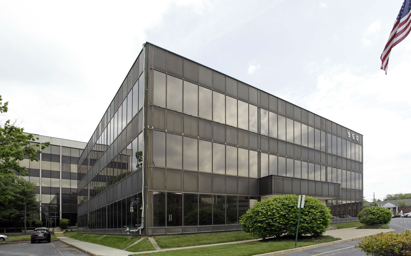 The property is part of the Cherry Hill Office Center.