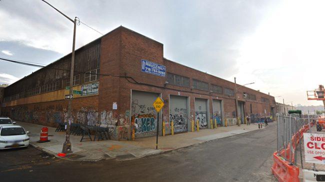 18 India Street in Greenpoint (Credit: Google Maps)