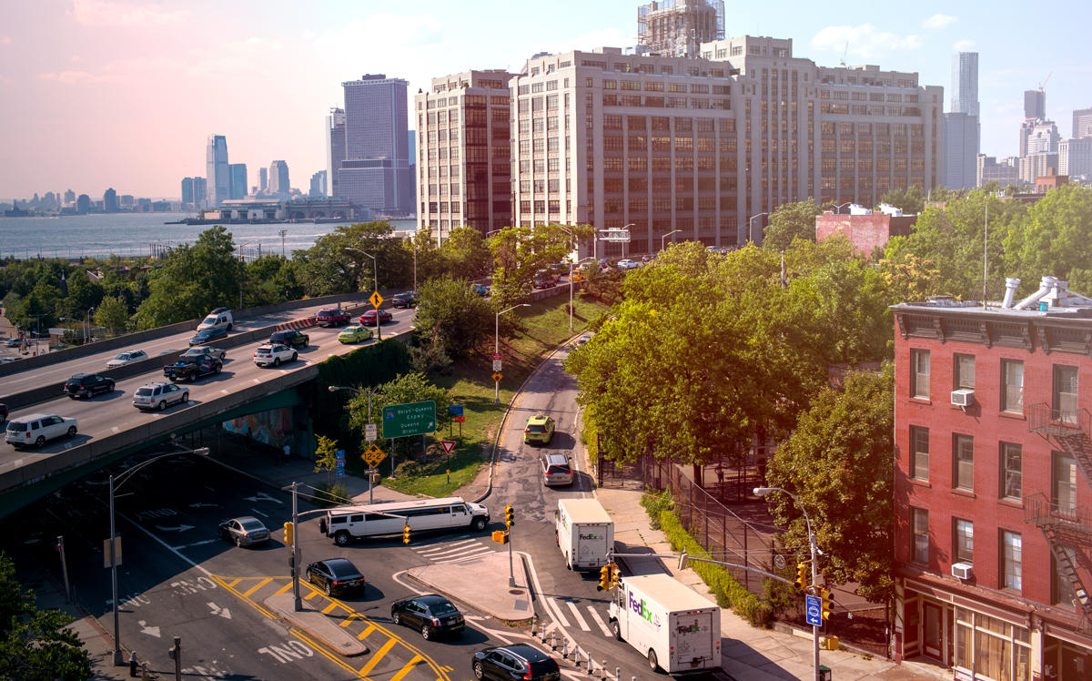 Renovations plans for the BQE would give nearby real estate a big boost, sources say. (Credit: Getty Images)