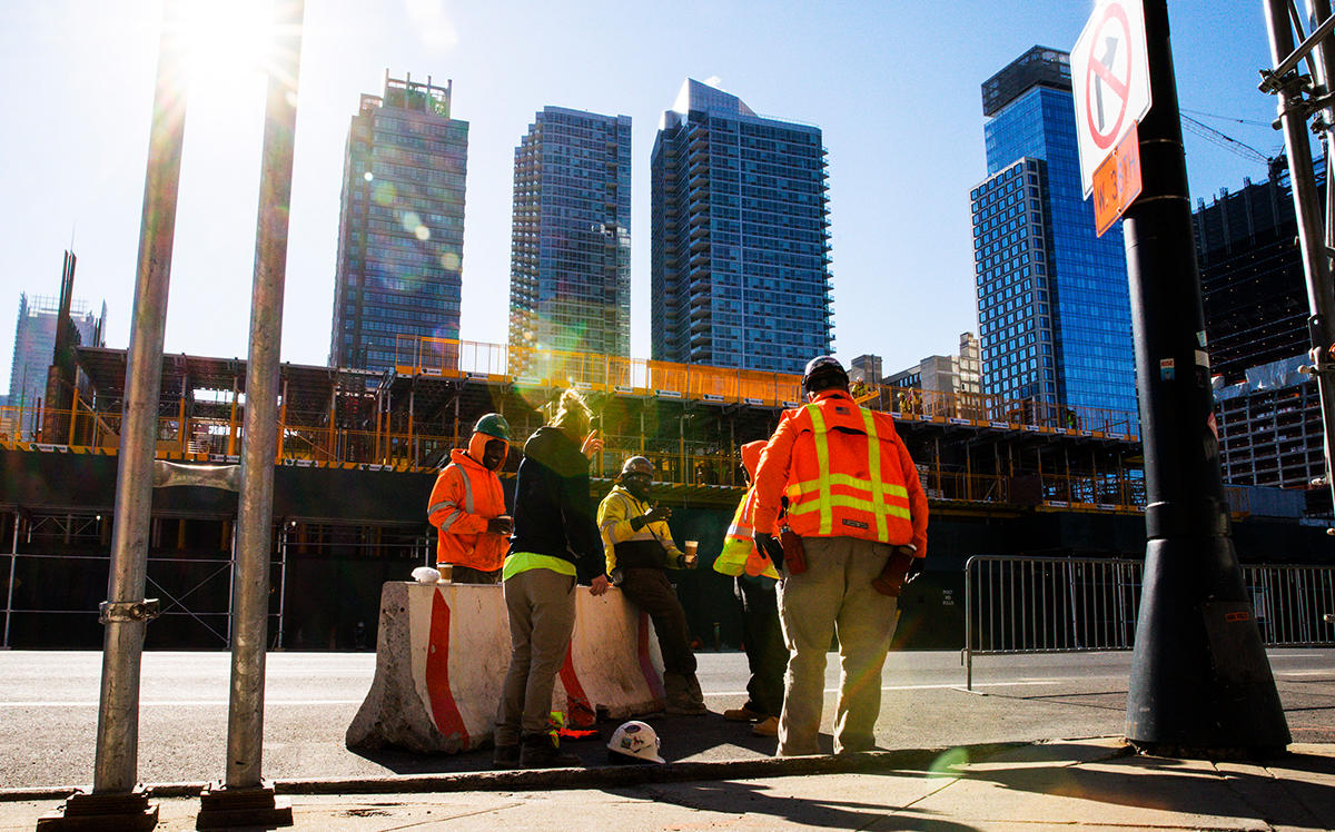 Construction workers in New York City on March 26, 2020 (Credit: Eduardo Munoz Alvarez/Getty Images)