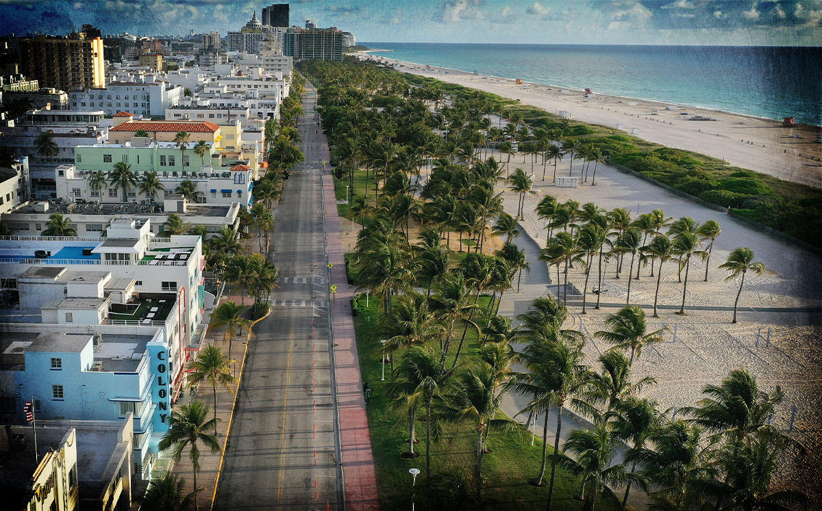 Ocean Drive after most visitors have checked out of their hotels in a citywide effort to contain COVID-19. (Credit: Joe Raedle/Getty Images)