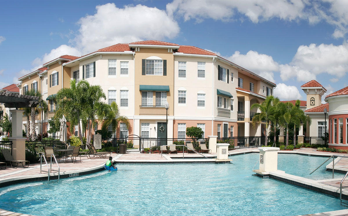 Miami Beach Votes To Reopen Pools (Credit: iStock)
