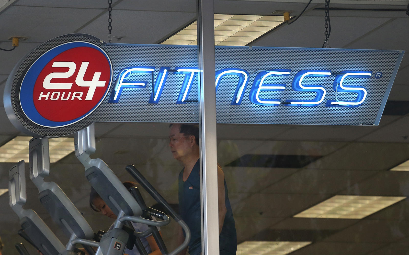 24 Hour Fitness is preparing for a possible bankruptcy filing even as it begins reopening locations. (Getty)