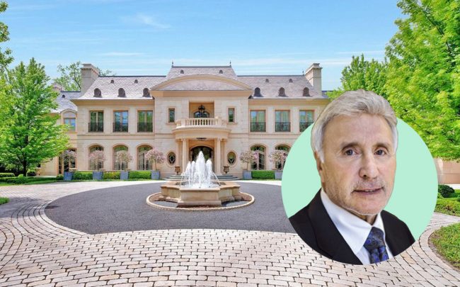 Le Grand Reve Mansion in Winnetka in Contract