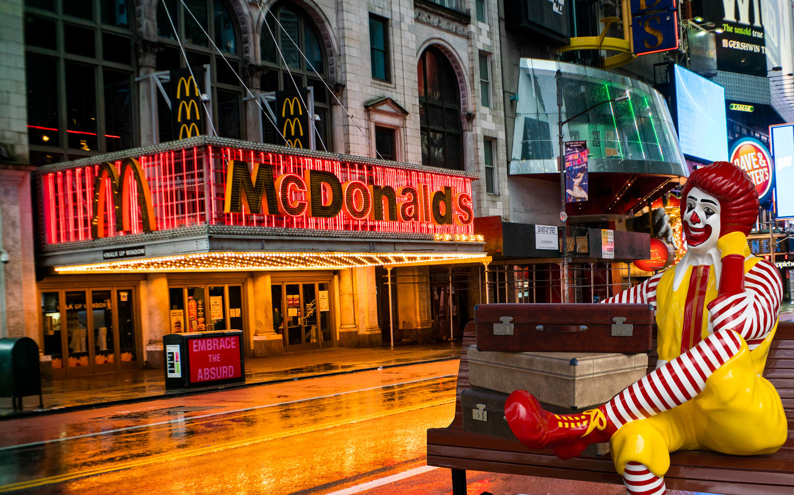 McDonald’s on 220 West 42nd Street (Getty, iStock)