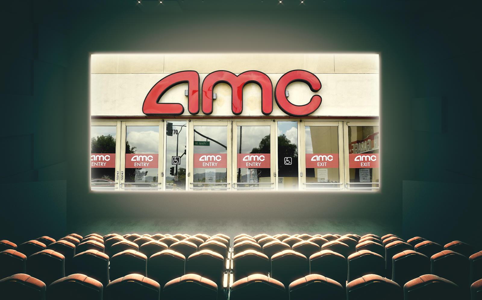 The financing deal comes after AMC theaters have been shuttered for months due to the coronavirus pandemic. (iStock)