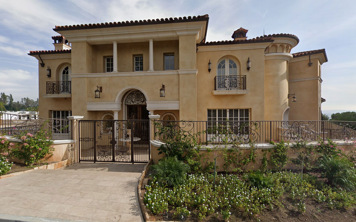 1142 Calle Vista Drive in Beverly Hills (Credit: Google Maps)