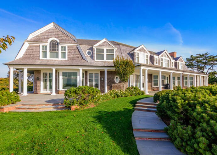 “The Holy Grail”: Why Hamptonites pay such a premium for waterfront homes
