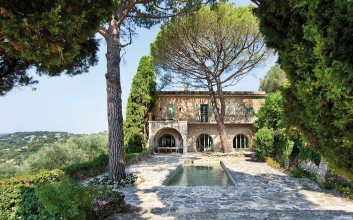Pablo Picasso’s French Riviera Mansion (Photo via RESIDENCE365)