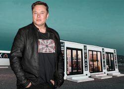 Elon Musk says he’s living in a 375-sf prefab “Casita”