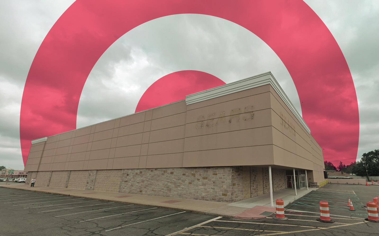 The New Hyde Park Target is going to be adding a level (Google Maps)