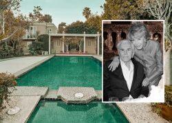 Kirk Douglas’ Beverly Hills Flats home, personal Walk of Fame lists for $7.5M