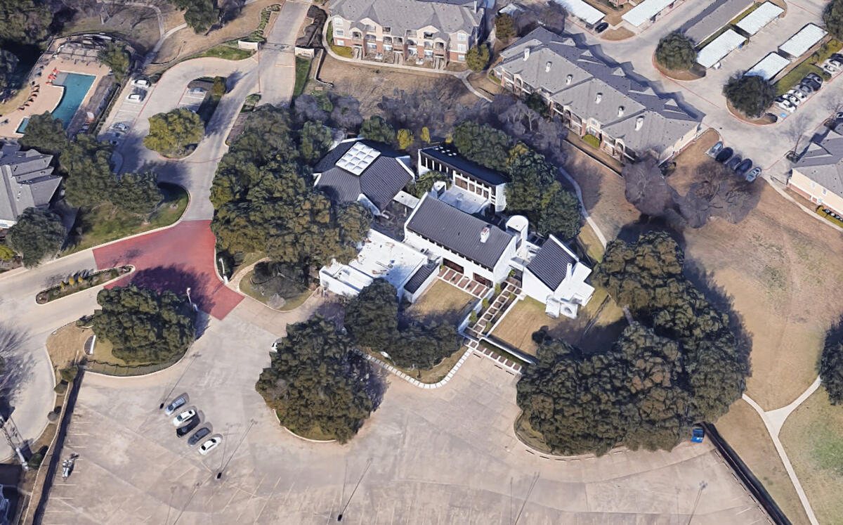 The Cullen Davis Mansion in Fort Worth, Texas. (Google)