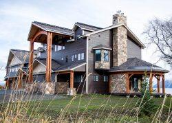Alaska’s biggest home heads for auction