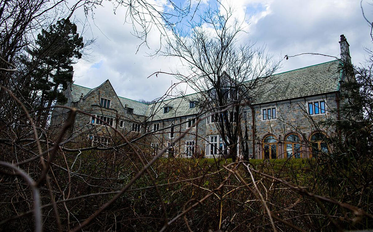 The Russian-owned Killenworth mansion in Glen Cove, Long Island. (Getty)