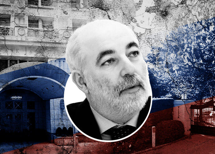 Russian oligarch Viktor Vekselberg, 515 Park Avenue in Manhattan and 19 Duck Pond Lane in Southampton (Google Maps, Getty, Aleshru/CC BY-SA 3.0/via Wikimedia Commons)