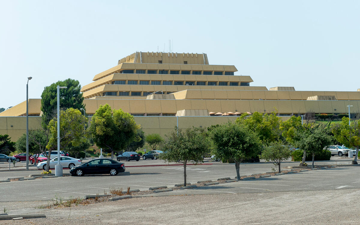 Chet Holifield Federal Building at 24000 Avila Road (Getty)