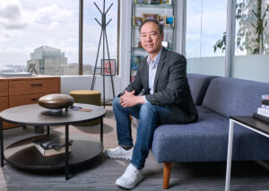 After $1B default, Veritas' CEO and founder Yat-Pang Au plans a comeback