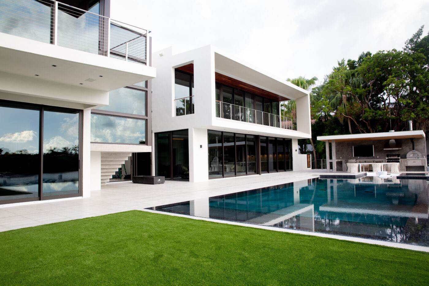 The Billionaires' Builder Manny Angelo Varas Builds Without Boundaries ...