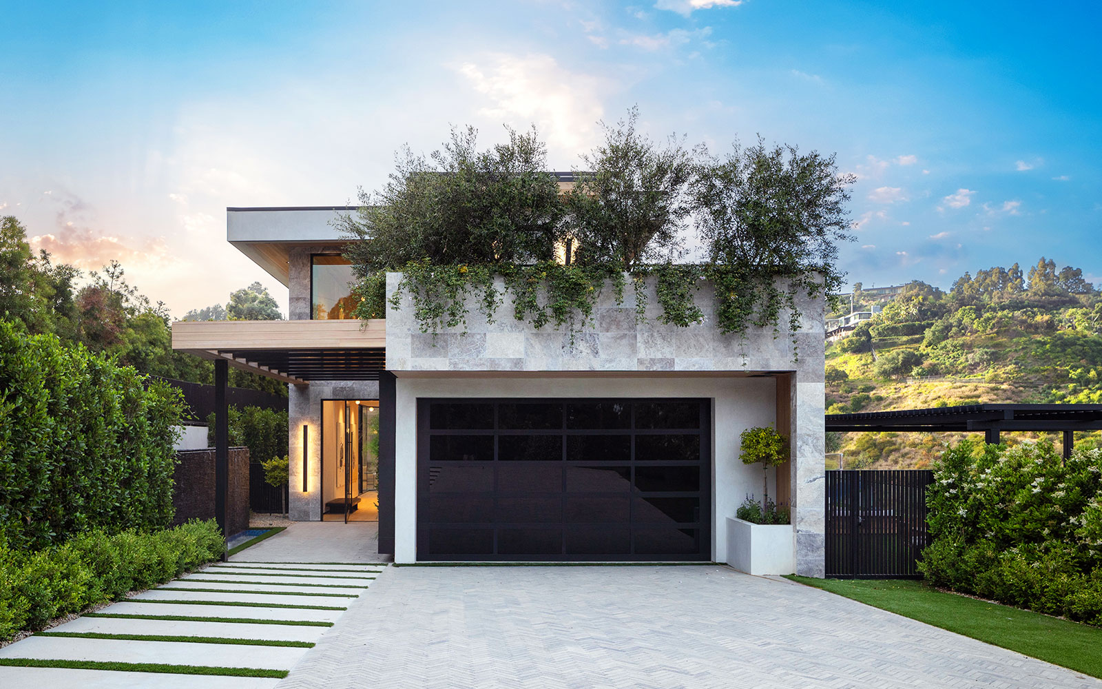 David Parnes on Beeple’s First Residential Installation, Brentwood Listing, Market Trends