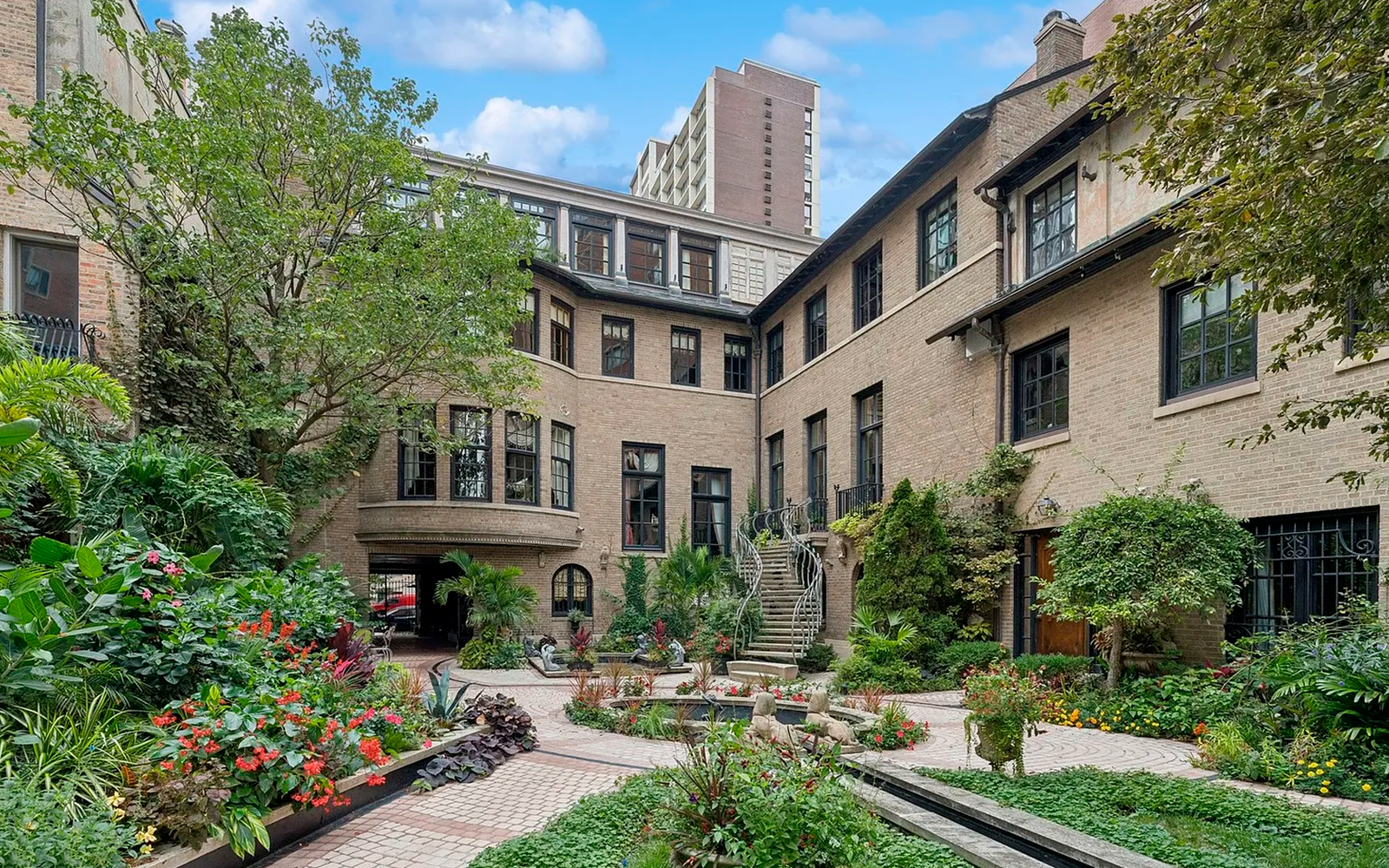 Rare Property in Chicago’s Gold Coast Listed for $21 Million