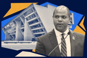 Mayor Eric Johnson with Dallas City Hall