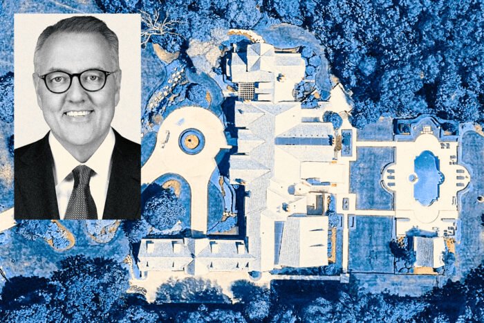 Former Motorola CEO Greg Brown sells Barrington estate for $5M
